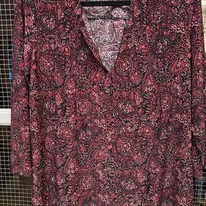 Women's Paisley V-Neck Top